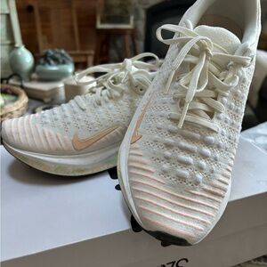 Nike Cream Athletic Shoes with Textured Design
